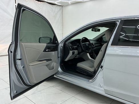 Used 2016 Honda Accord EX-L image 16