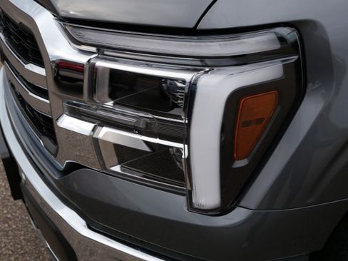 Used 2026 Ford F150 Lariat w/ Equipment Group 502A High AWD/4WD image 16
