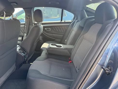 Certified 2018 Ford Taurus SEL FWD image 9