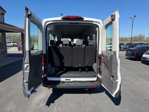 Used 2022 Ford Transit 350 XLT image 6