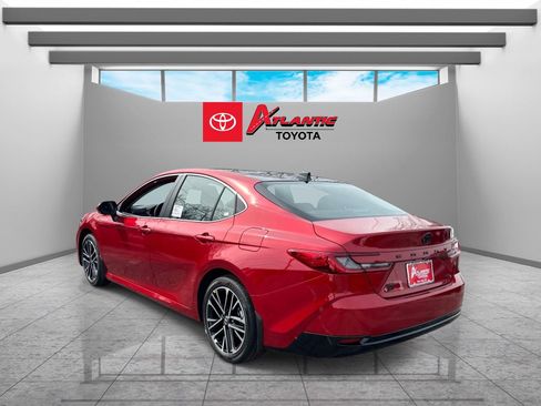 New 2026 Toyota Camry XLE image 7