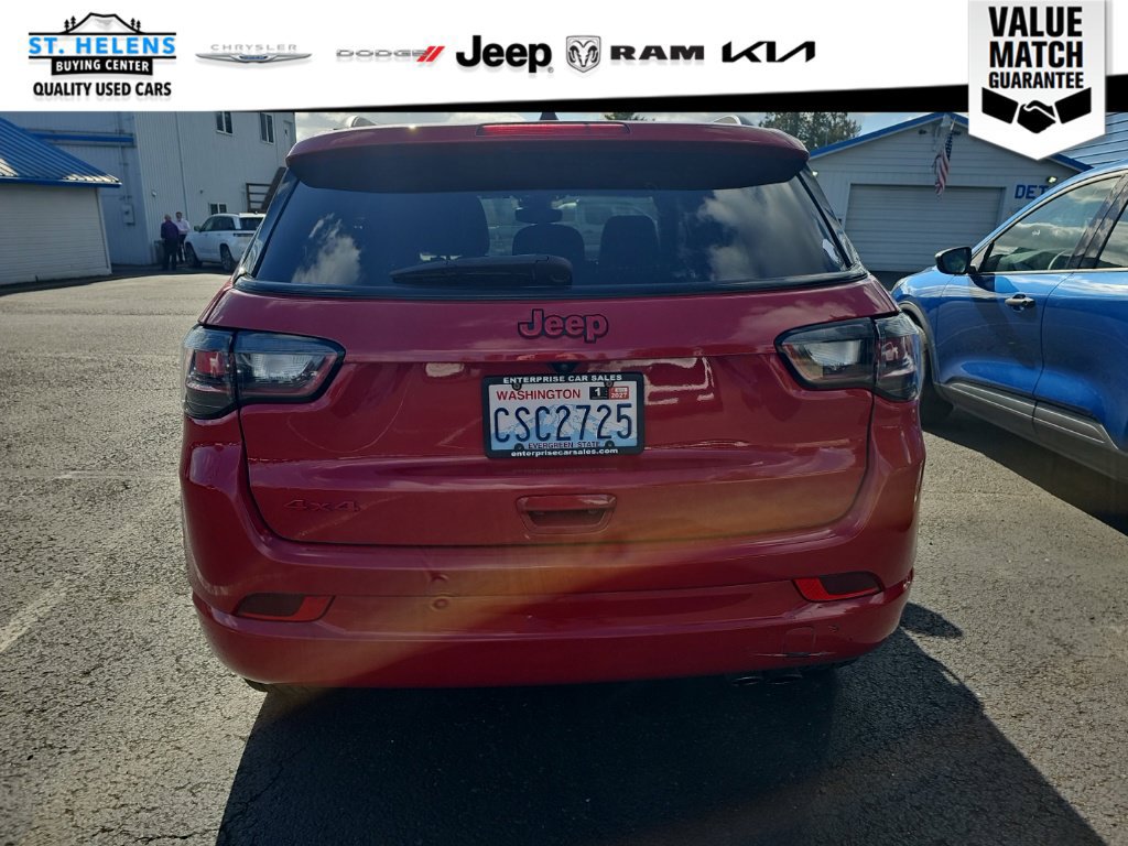 Used 2022 Jeep Compass Limited w/ (RED) Package AWD/4WD image 5
