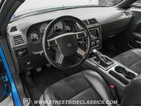 Used 2009 Dodge Challenger SRT8 w/ SRT Option Group II image 4