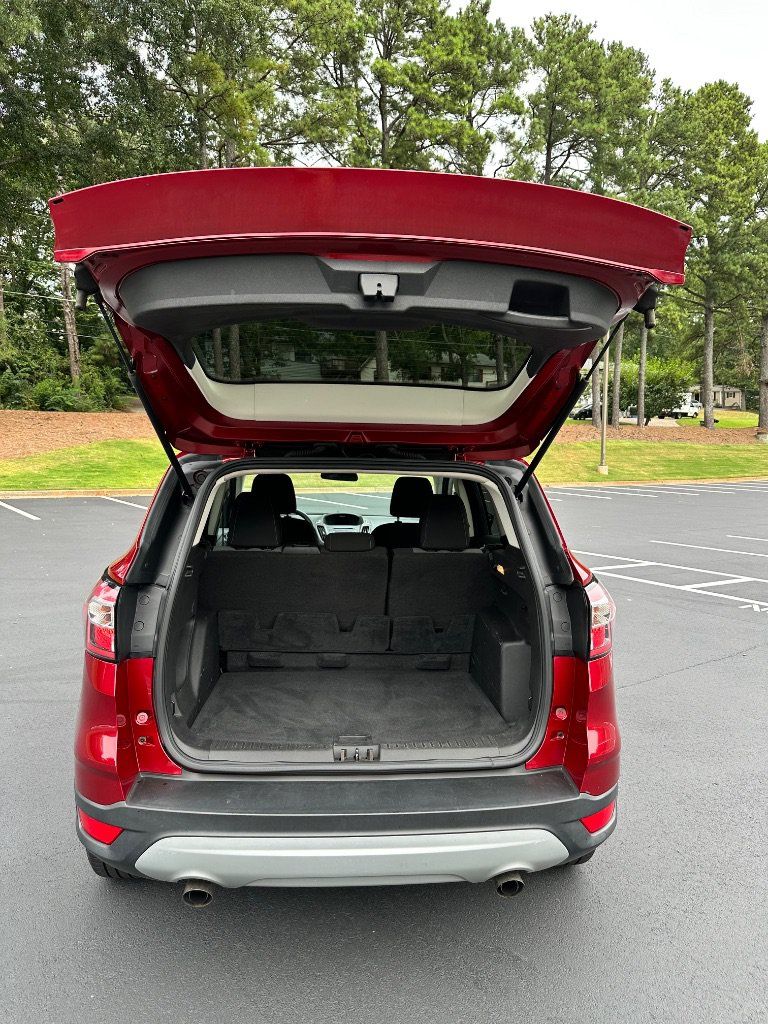 Used 2017 Ford Escape SE FWD image 27