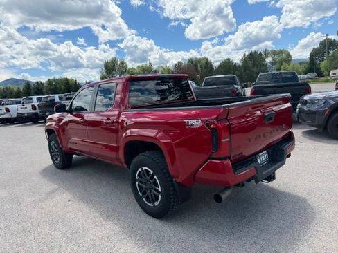 Used 2024 Toyota Tacoma TRD Sport w/ TRD Sport Premium Package AWD/4WD image 14