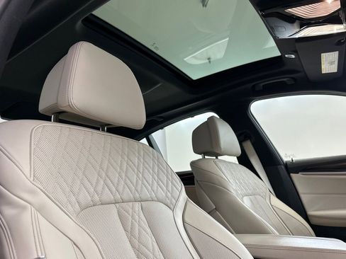 Certified 2023 BMW 530i w/ Executive Package image 27