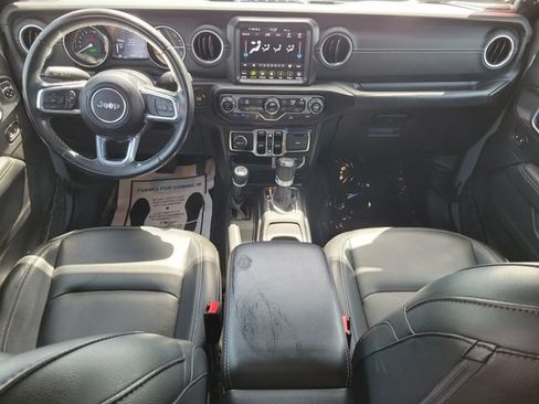 Used 2022 Jeep Wrangler Unlimited Sahara AWD/4WD image 14