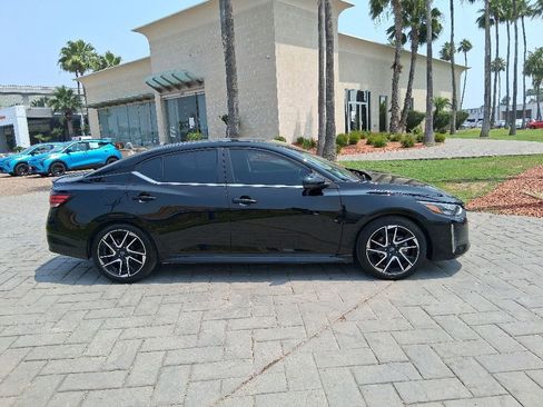 Used 2024 Nissan Sentra SR w/ SR Premium Package FWD image 4