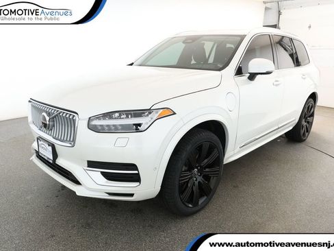 Used 2024 Volvo XC90 T8 Plus w/ Protection Package Premier image 1