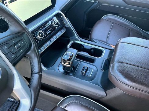 Used 2025 GMC Sierra 1500 Denali AWD/4WD image 15