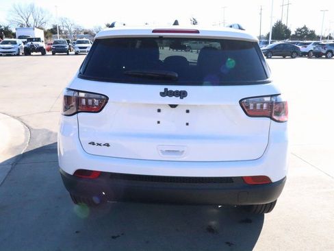New 2026 Jeep Compass Latitude image 22