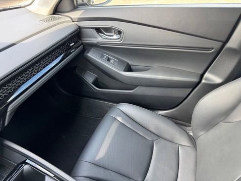 Used 2025 Honda Accord EX-L image 27