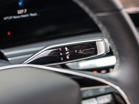 Used 2024 Cadillac Lyriq Tech AWD/4WD image 58