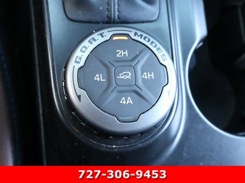 Used 2022 Ford Bronco Outer Banks image 24