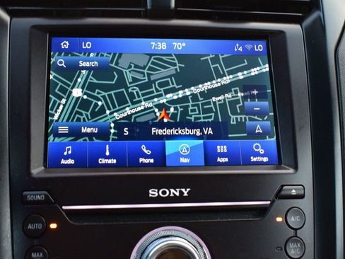 Used 2020 Ford Fusion Titanium image 31