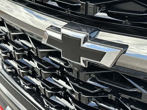 New 2026 Chevrolet Traverse Z71 w/ Enhanced Driving Package AWD/4WD image 11