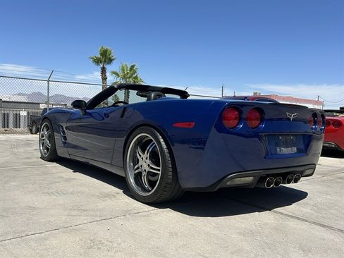 Used 2005 Chevrolet Corvette Convertible w/ Preferred Equipment Group RWD image 4