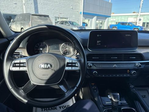 Used 2021 Kia Telluride EX w/ EX Premium Package image 18