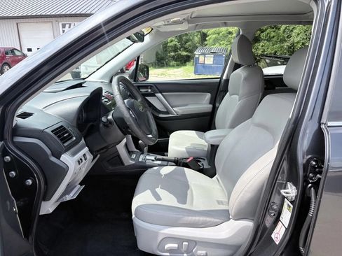 Used 2015 Subaru Forester 2.5i Limited w/ Popular Package #1 AWD/4WD image 10