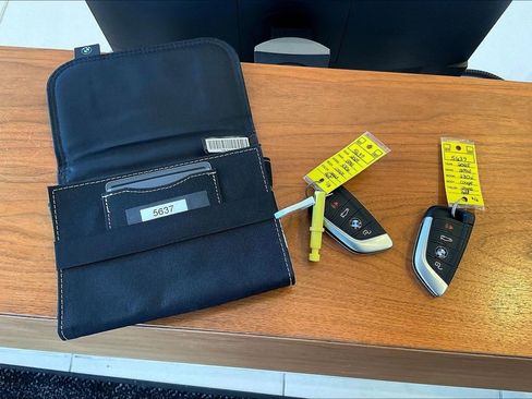 Used 2025 BMW 230i xDrive Coupe w/ Premium Package image 34