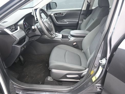 Used 2024 Toyota RAV4 LE FWD image 16