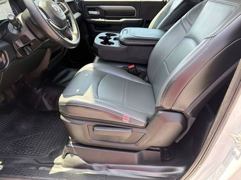 Used 2019 RAM 3500 Tradesman w/ Safety Group RWD image 9