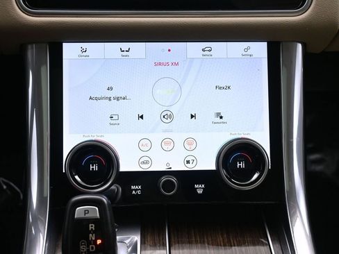 Used 2018 Land Rover Range Rover Sport SE AWD/4WD image 35