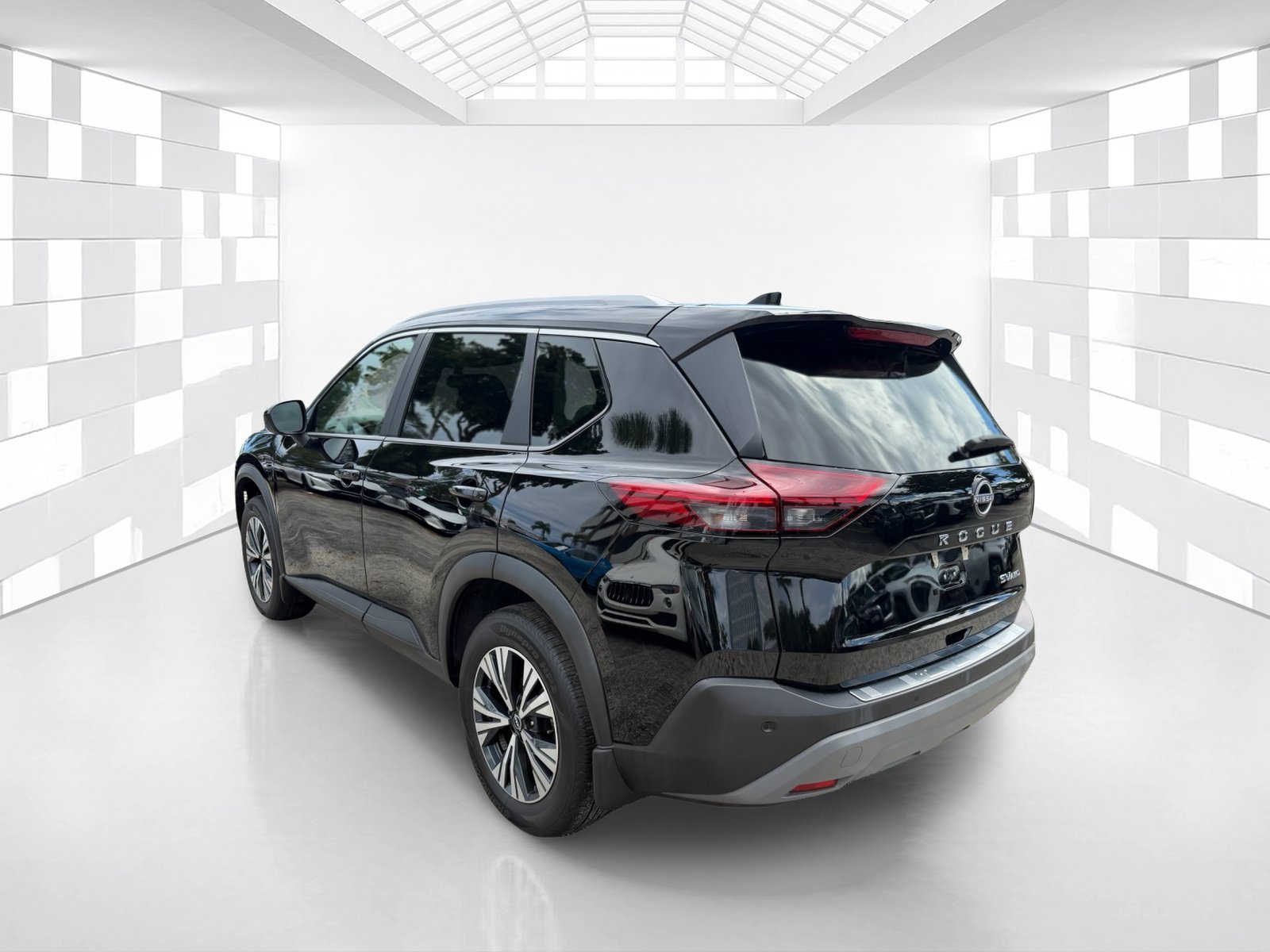 Certified 2023 Nissan Rogue SV w/ SV Premium B Package AWD/4WD image 5