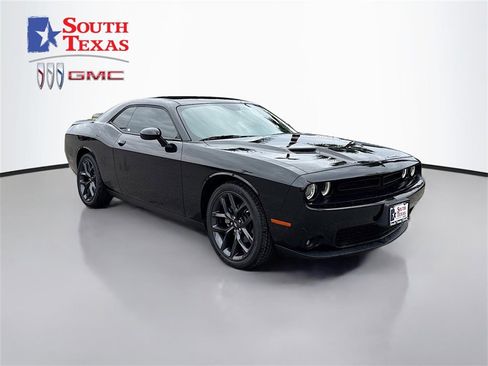 Used 2023 Dodge Challenger SXT w/ Blacktop Package image 1