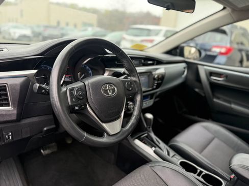 Used 2014 Toyota Corolla S FWD image 20