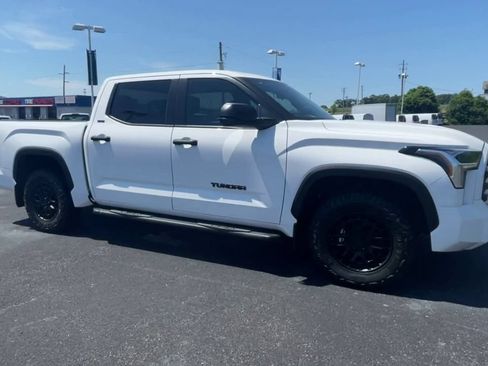 Used 2025 Toyota Tundra SR5 RWD image 2