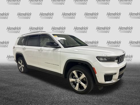 Used 2022 Jeep Grand Cherokee L Limited w/ Luxury Tech Group II image 2