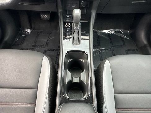 Used 2023 Nissan Kicks SR w/ SR Premium Package FWD image 33