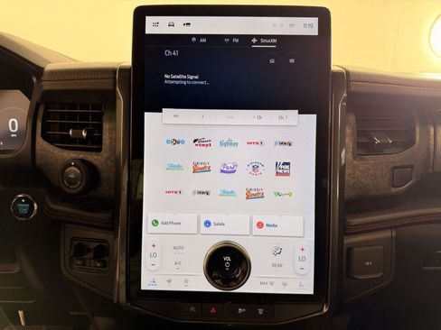 Used 2022 Ford Expedition Max Limited image 37