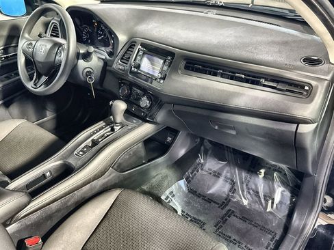 Used 2019 Honda HR-V LX image 35