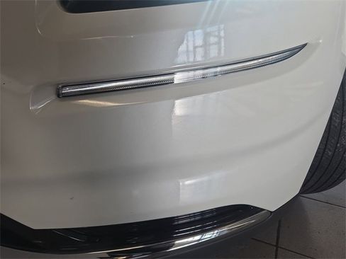 Used 2022 Lincoln Nautilus FWD w/ Premium Package image 26