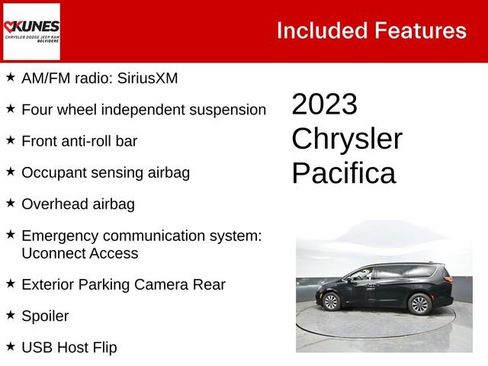 Used 2023 Chrysler Pacifica Touring-L FWD image 4
