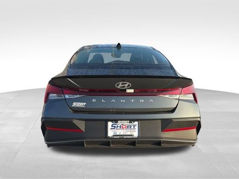 Used 2025 Hyundai Elantra Sport FWD image 6