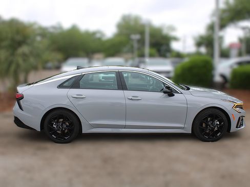 New 2026 Kia K5 GT-Line image 5