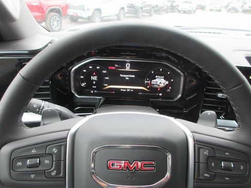 New 2026 GMC Sierra 1500 Elevation image 18