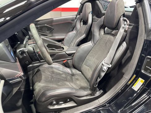Used 2022 Chevrolet Corvette Stingray Premium Conv w/ Z51 Performance Package RWD image 89