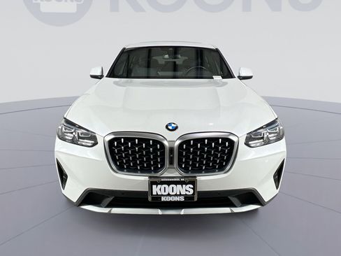 Used 2024 BMW X4 xDrive30i image 11