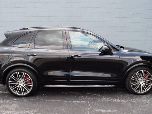 Used 2017 Porsche Cayenne GTS AWD/4WD image 16