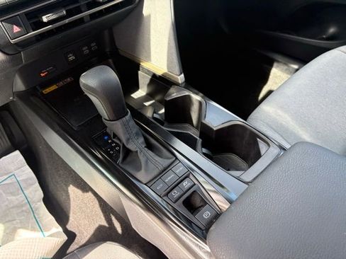 Used 2025 Toyota Camry LE image 17