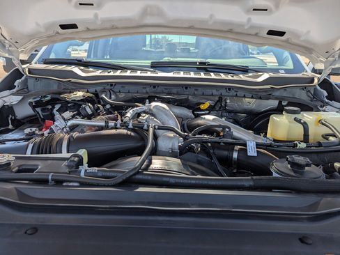 Used 2025 Ford F250 XLT w/ FX4 Off-Road Package image 30