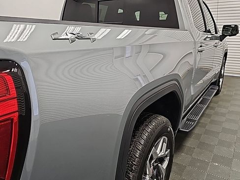 New 2026 GMC Sierra 1500 SLE w/ Preferred Package image 9