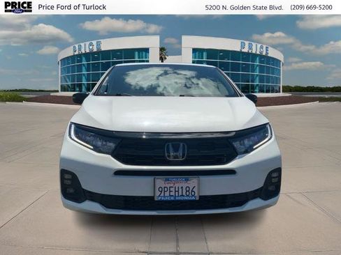 Used 2025 Honda Odyssey Sport-L image 2