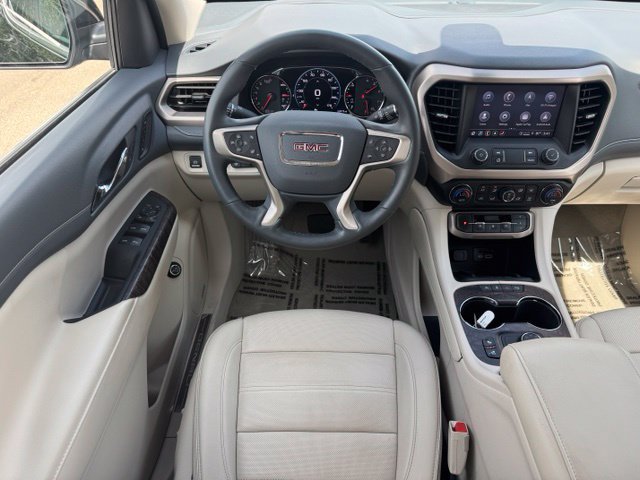 Used 2023 GMC Acadia Denali w/ Denali Ultimate Package AWD/4WD image 21