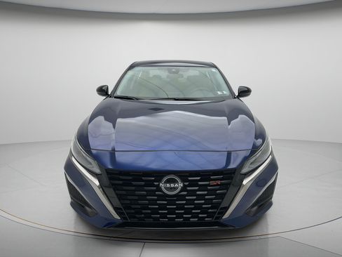 Used 2024 Nissan Altima 2.5 SR AWD/4WD image 5