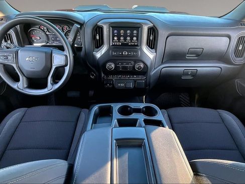 Used 2026 Chevrolet Silverado 1500 Custom Trail Boss w/ Turbomax Blackout Package AWD/4WD image 15